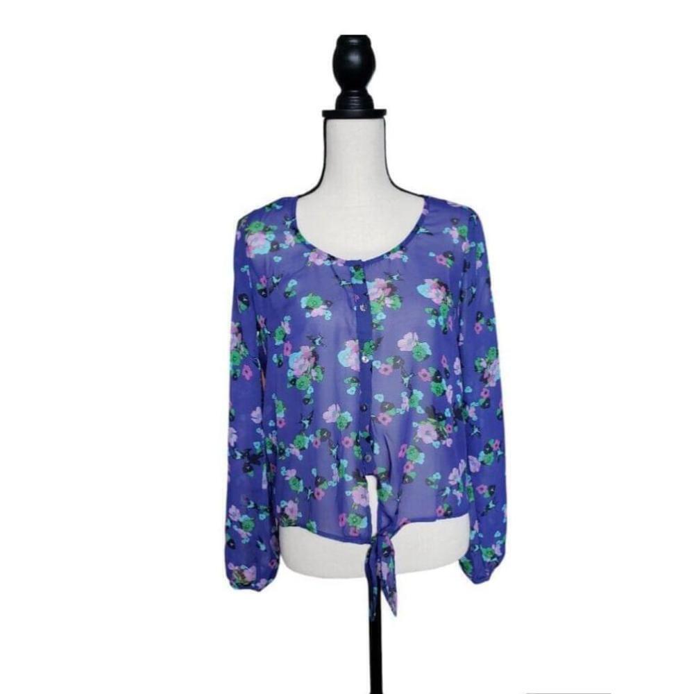 Pretty blue Freebird sz M Sheer Womans Blouse swallows and flowers graphics